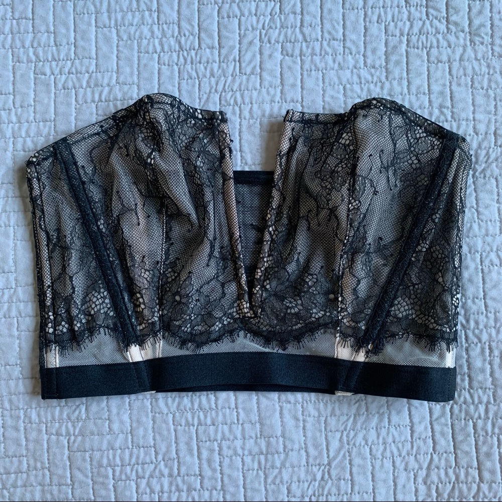 Victoria’s Secret longline deep V - size XS
